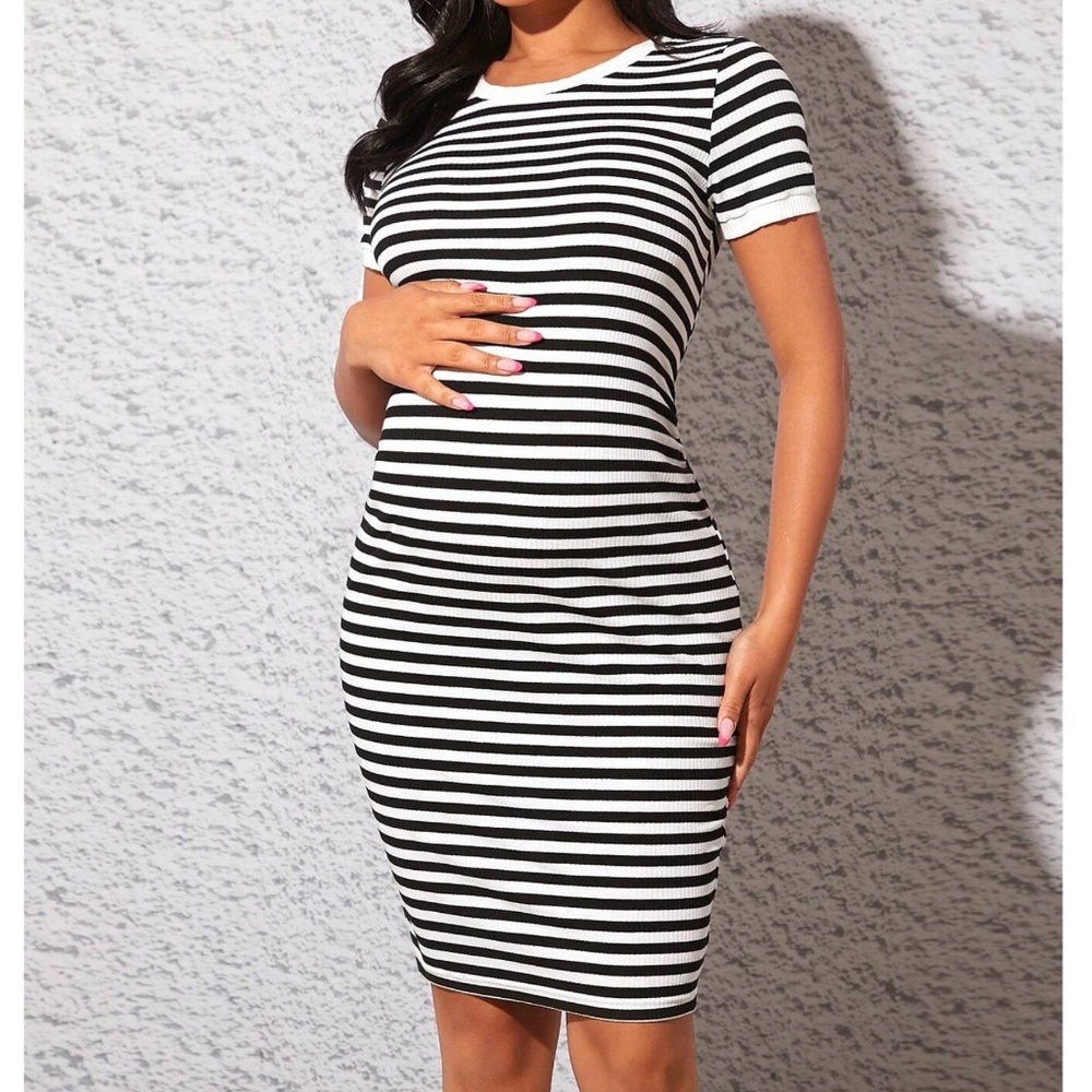 Maternity Striped Fitted Short Sleeve Dress - Picture 2 of 5